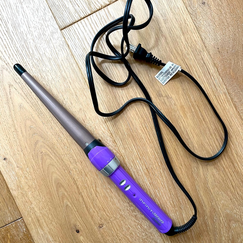 Conair Infiniti Premier ceramic Curling Wand. EUC